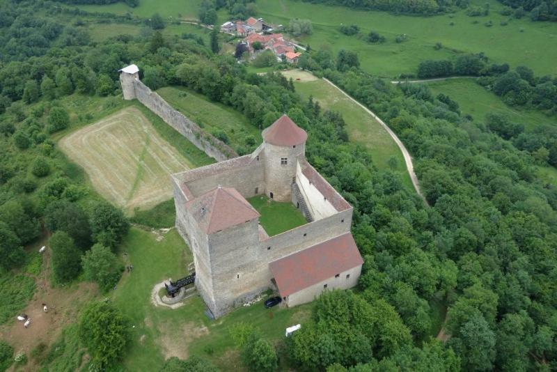 Gite Brin De Nature Au Coeur De La Nature Bugiste Ambérieu-en-Bugey Exterior photo